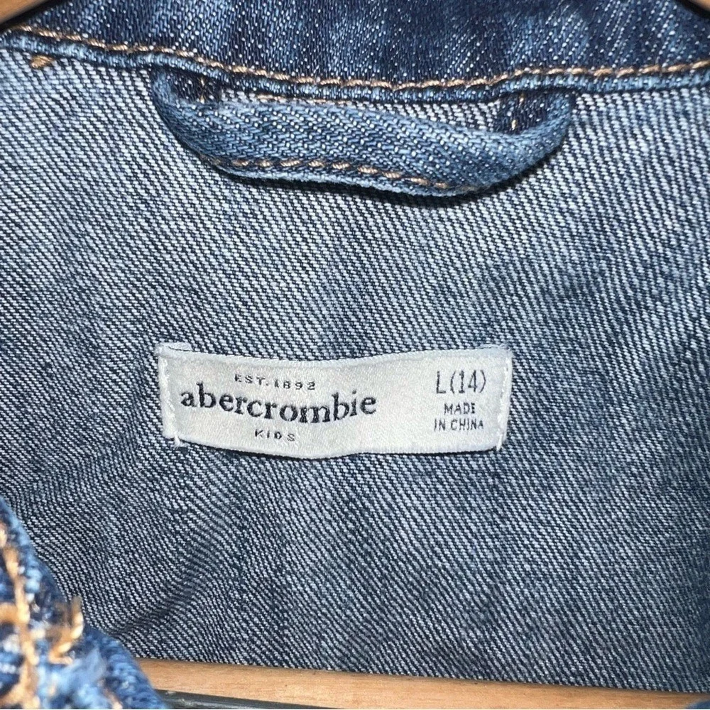 Abercrombie Kids Denim Jacket Distressed Patchwork Geometric Print Blue Size 14‎
